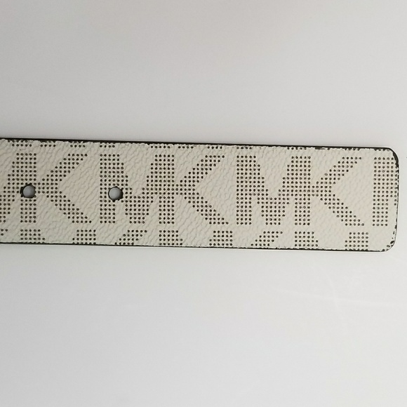 Michael Kors Logo Reversible Chocolate/White Belt - Picture 5 of 7
